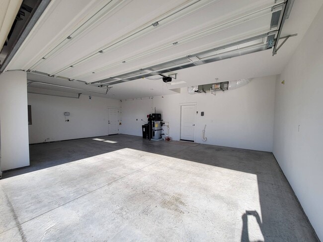 Building Photo - 6855 Cyprus Lp