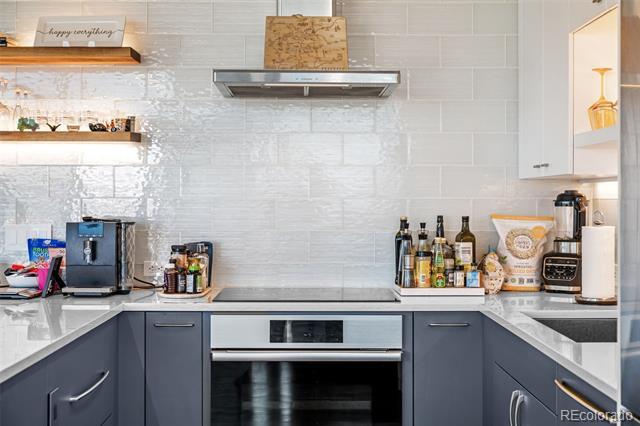 Building Photo - 1700 Bassett St