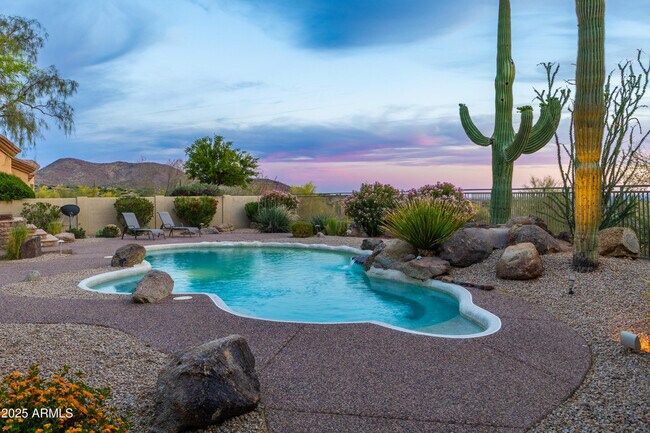Building Photo - 10875 E Mirasol Cir