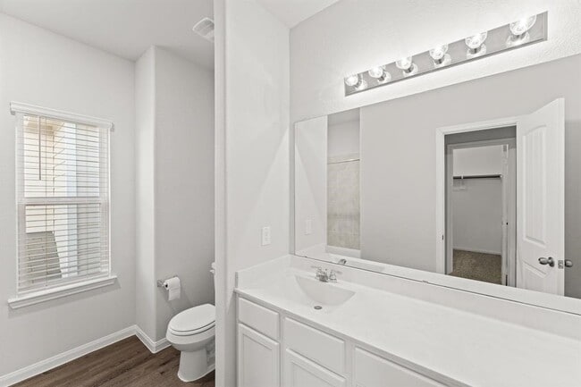 Building Photo - 24822 Landolfi Dr