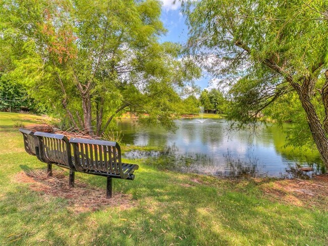 Building Photo - Luxury home in Oak Tree Park with a pool/tennis court/playground/walking trails - Edmond North Hi...