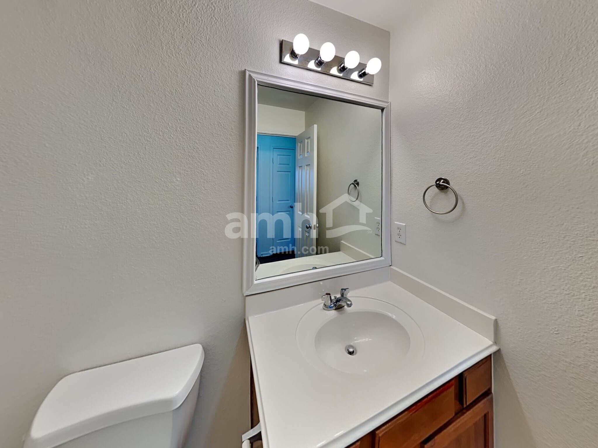 Building Photo - 21806 Grassy Hill Ln
