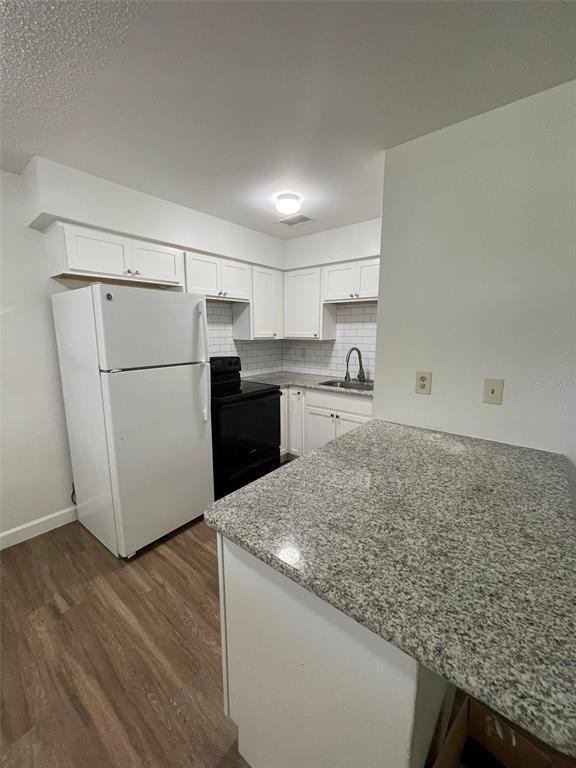 Building Photo - 1137 Jamajo Blvd