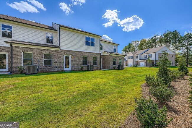 Building Photo - 11 Rubra Ln