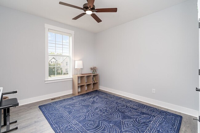 Building Photo - 3427 Earhart Rd