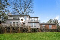 Building Photo - 3 Bedroom Pet-Friendly Home in Nashville, ...
