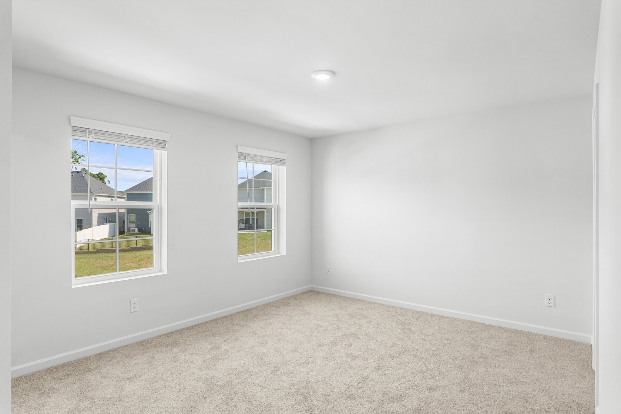 Building Photo - 5338 Bellflower Hls