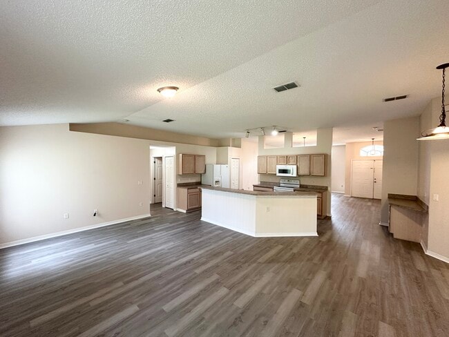 Building Photo - 9 Rybell Pl