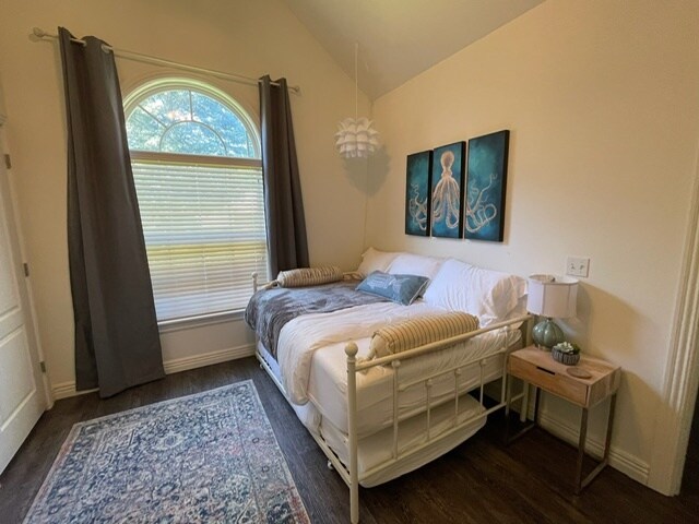 Building Photo - 4090 W Stoney Bend Dr