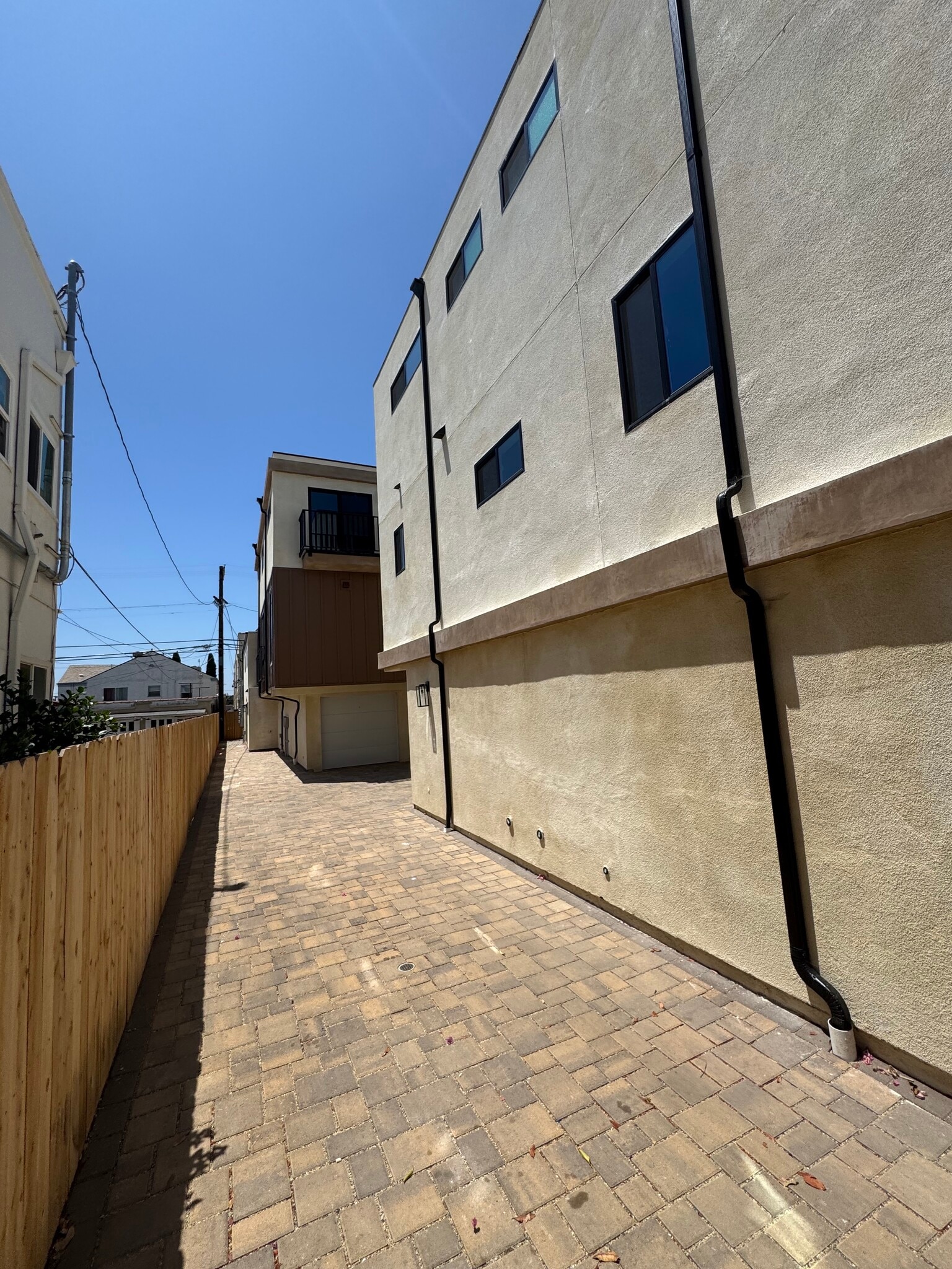 Building Photo - 5506 Barton Ave