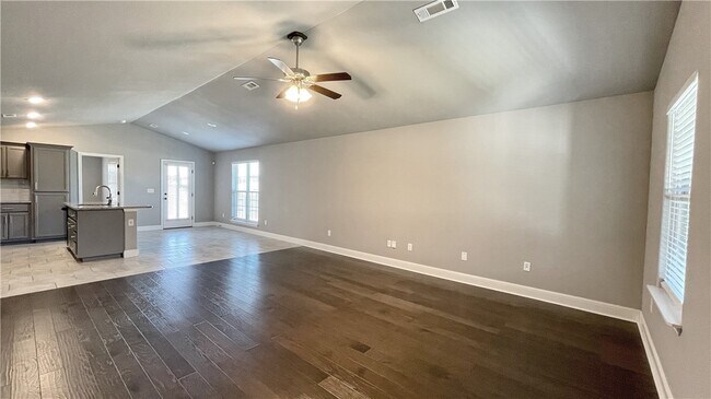 Building Photo - 1702 S K Pl