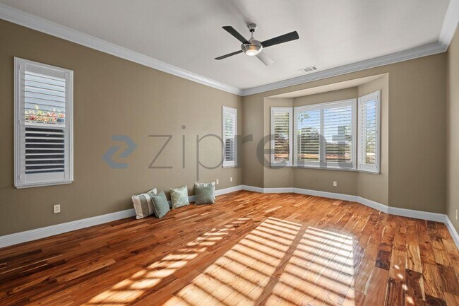 Building Photo - 316 Burr Knot Way