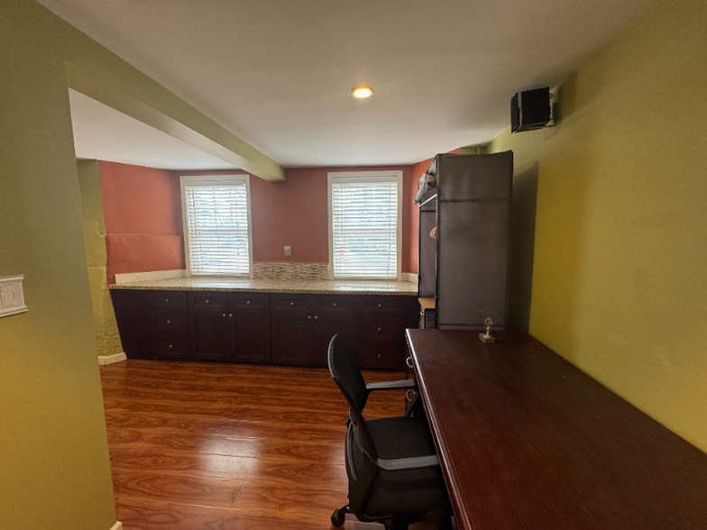 Building Photo - 101 Lunado Wy