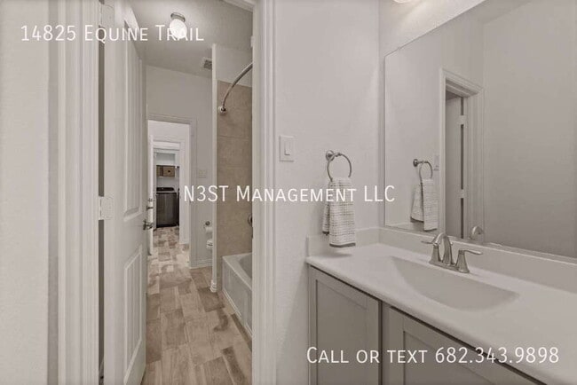 Building Photo - 14825 Equine Trail