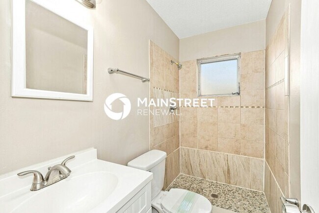 Building Photo - 3 Bedroom Pet-Friendly Home in Holiday, FL with Main Street Renewal