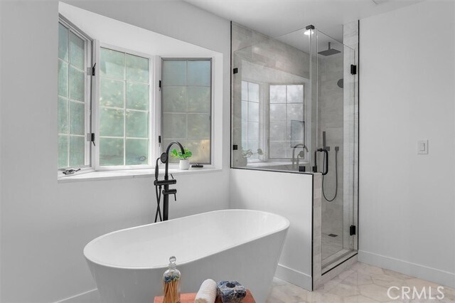 Building Photo - 17481 Tramonto Dr