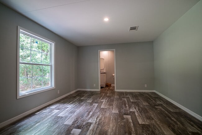 Building Photo - 55+ Community Brooksville / Sylvan Grove M...