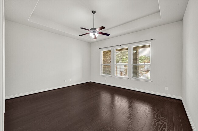 Building Photo - 5231 Pickford Grove Ln