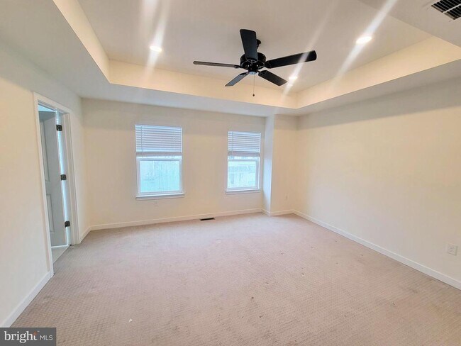 Building Photo - 1842 Boulder Dr