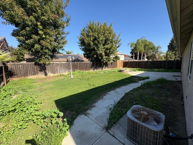 Building Photo - Lovely home available in Shannon Ranch area!