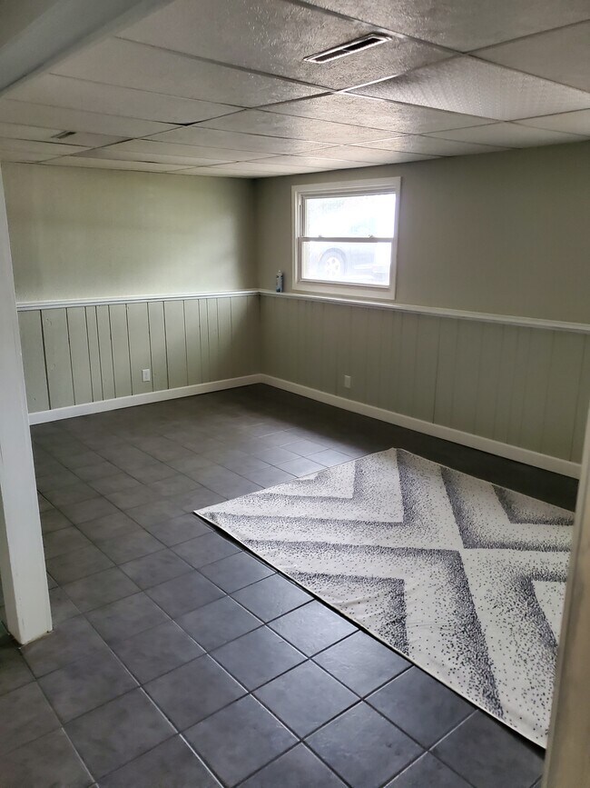 Basement - 9830 McKinley St