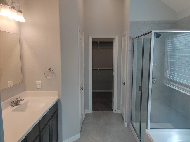 Building Photo - 3332 Lauren Nicole Ln