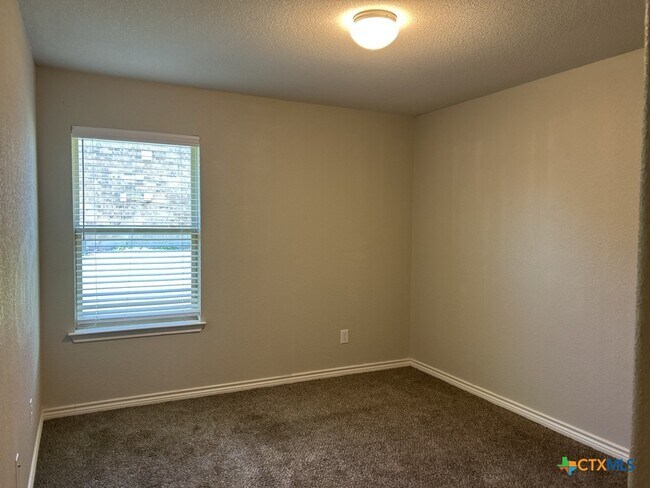 Building Photo - 7607 Melanite Dr