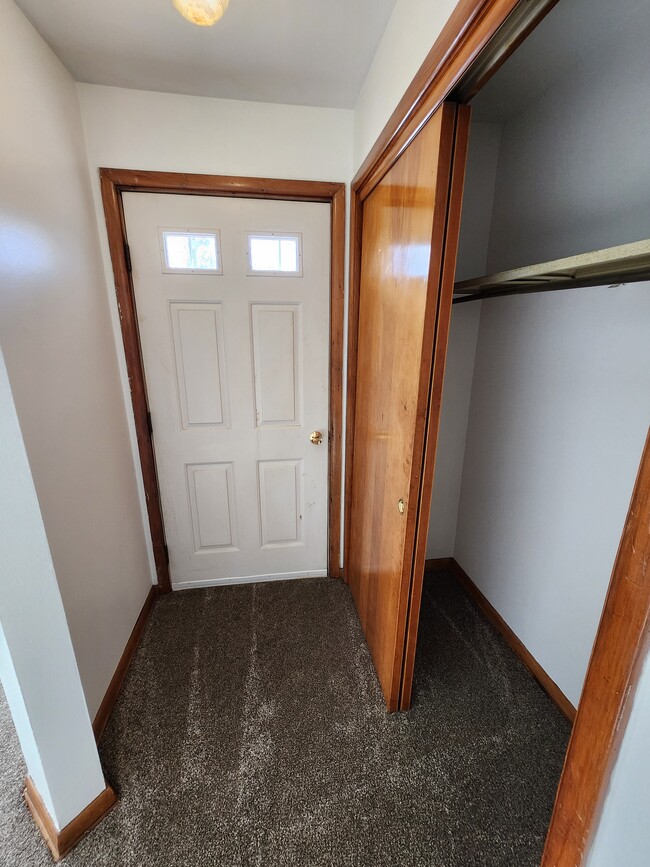 Building Photo - Swords & Rohmann