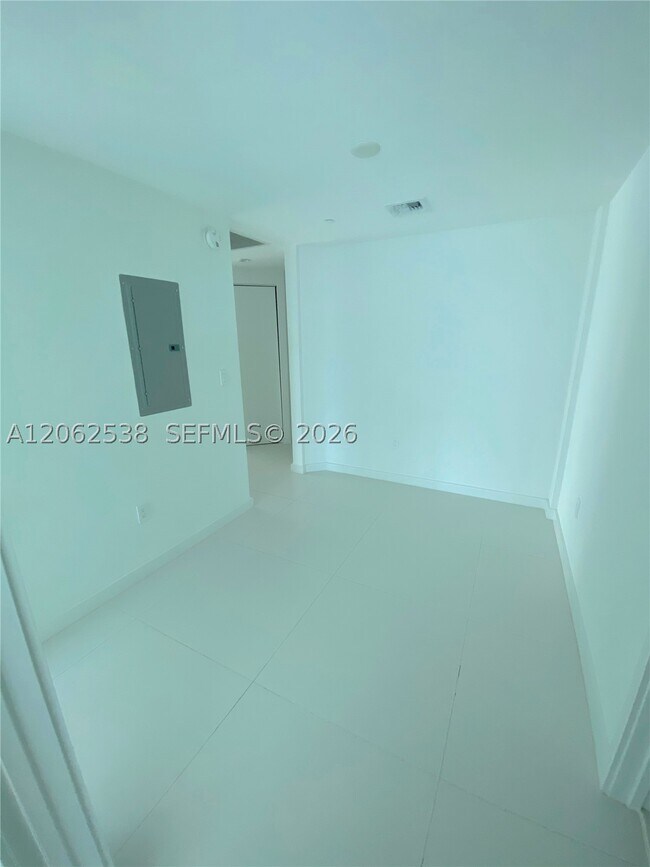 Building Photo - 1300 S Miami Ave