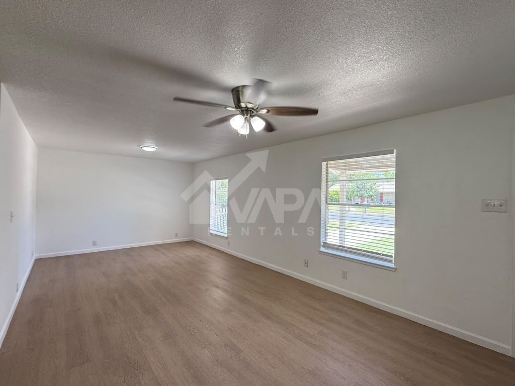 Building Photo - 5014 Galahad Dr