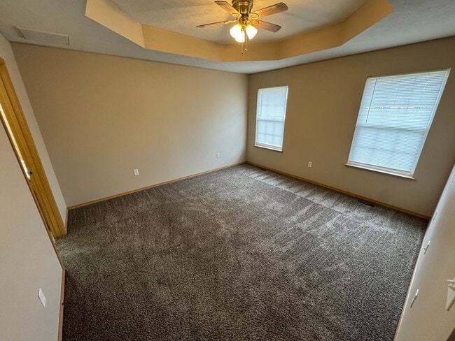 Building Photo - Super clean 2 bedroom 2 Bath Duplex in Clever MO