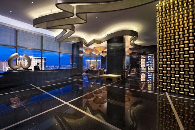 Building Photo - 3750 S Las Vegas Blvd