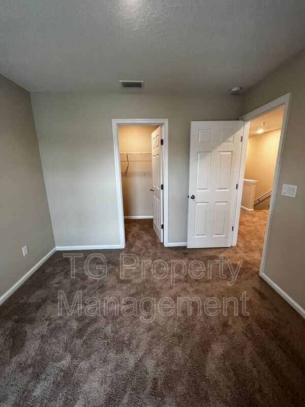 Building Photo - 238 Mustard Hill Ct