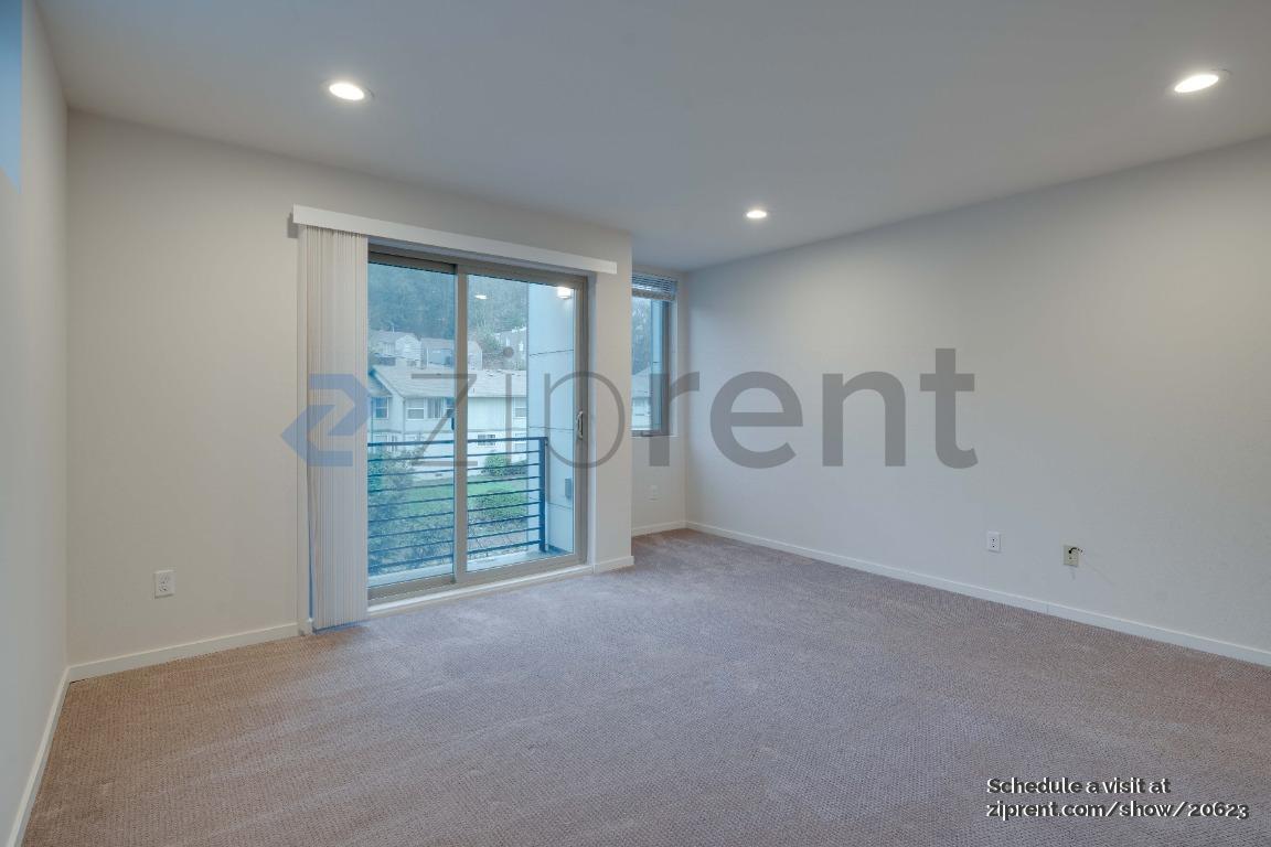 Building Photo - 4813 Delridge Wy SW