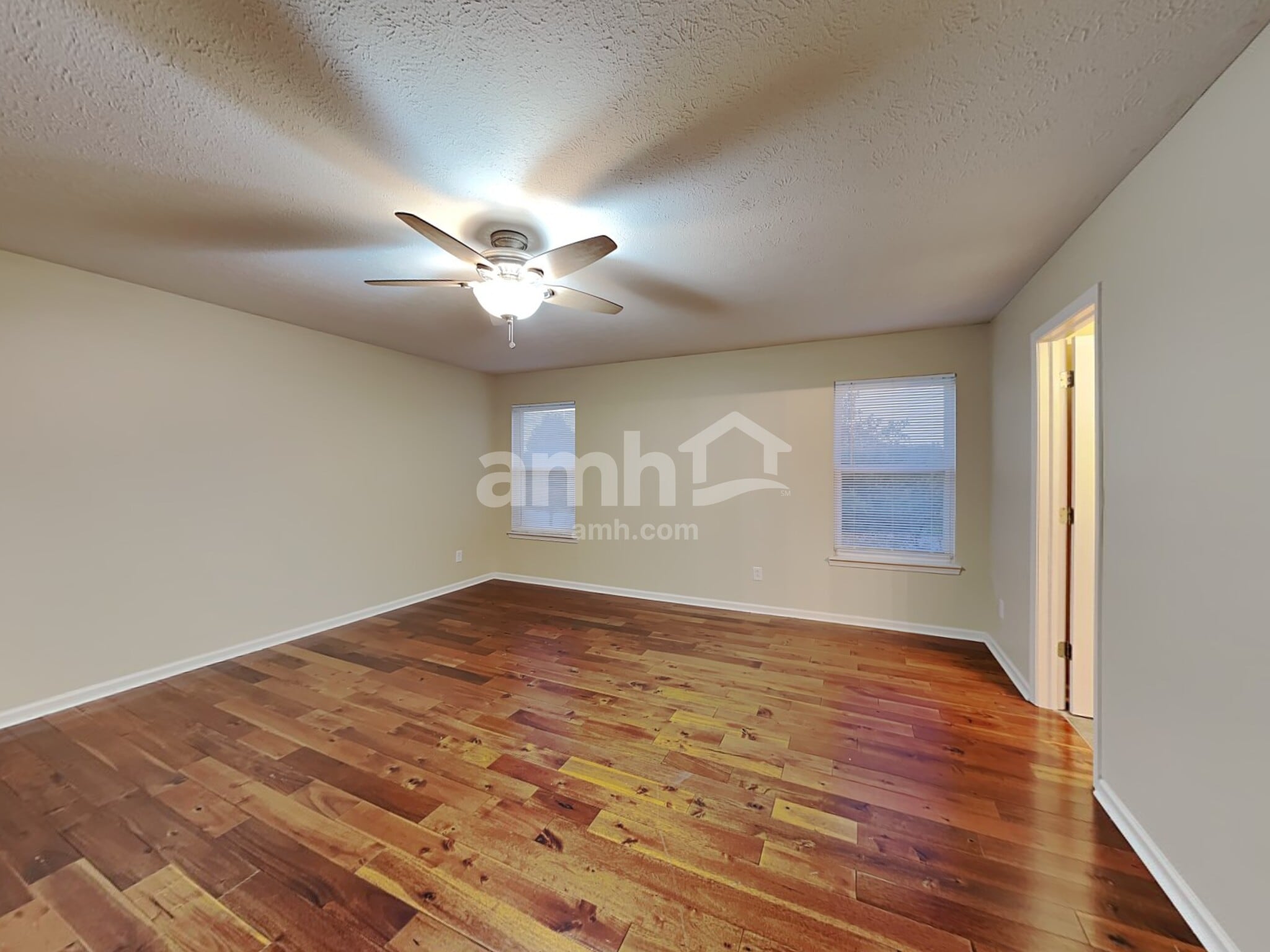 Building Photo - 5826 Columbia Cir