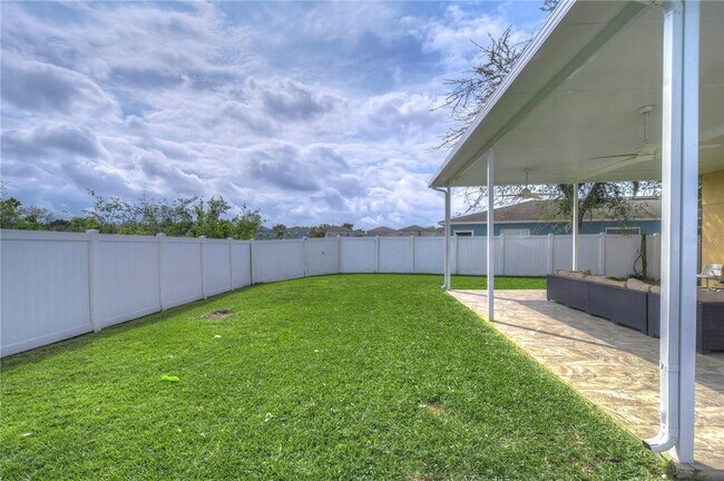 Building Photo - 17455 Garden Heath Ct