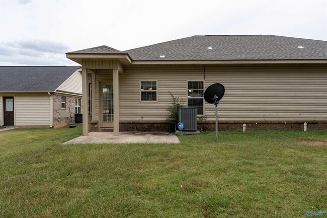 Building Photo - 105 Kaleigh Paige Cir