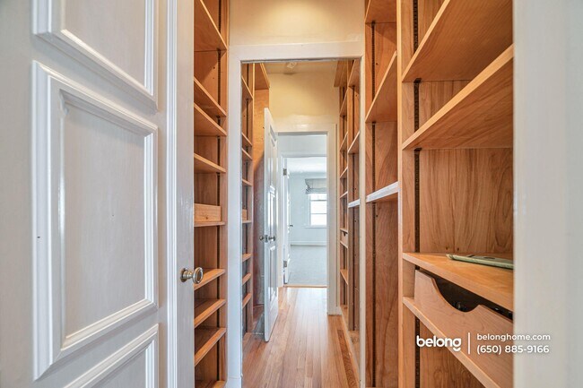 Building Photo - 1201 California St