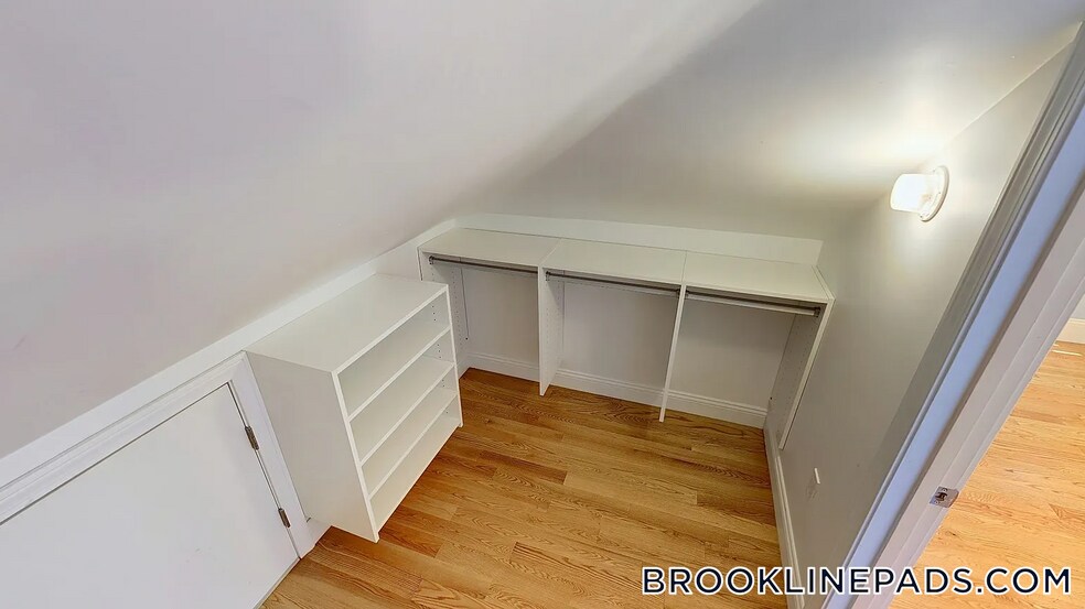 Building Photo - 7 Acron Rd