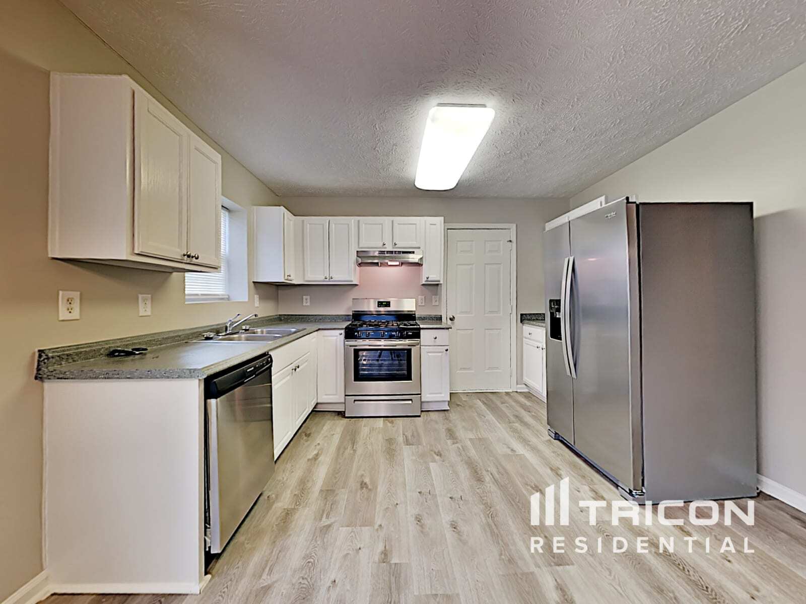 Building Photo - 915 Riley Farm Ln