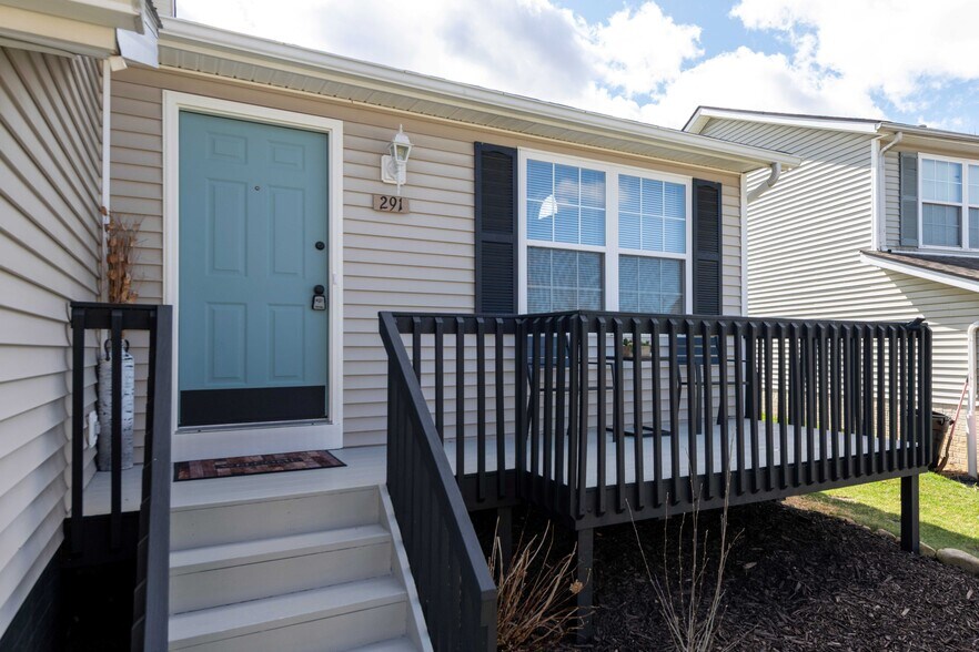 Building Photo - 291 Westgrove Ct