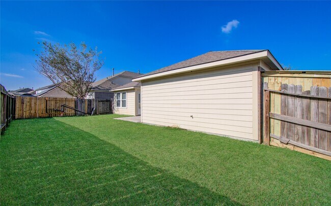 Building Photo - 4214 Forest Rain Ln