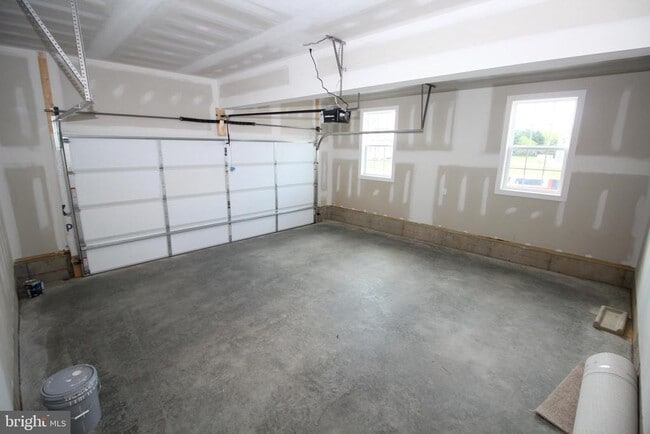 Building Photo - 83 Cherry Blossom Ct