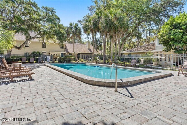 Building Photo - 101 Villa Del Mar Dr