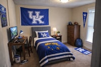 Building Photo - 339 Park Ave