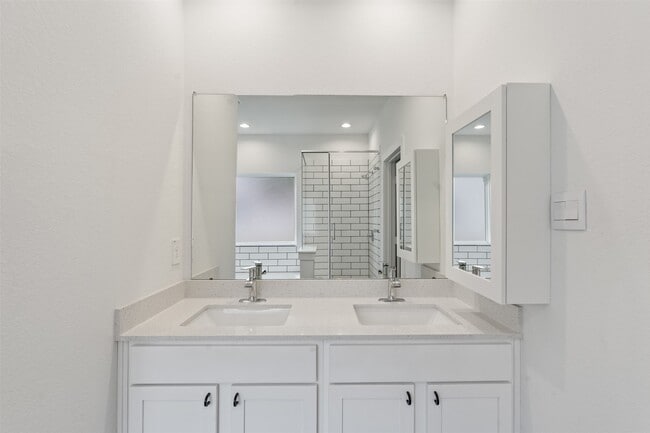 Building Photo - 14379 Sweet Mdw Trl