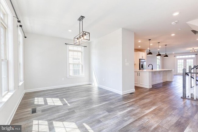 Building Photo - 4039 Dorseys Rdg Sq