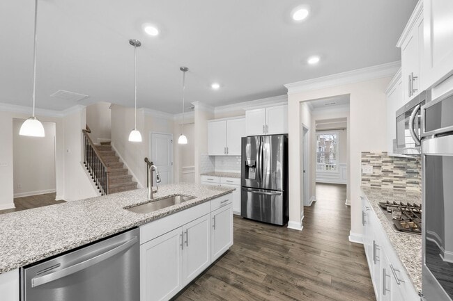 Building Photo - Beautiful home in Lake Wylie