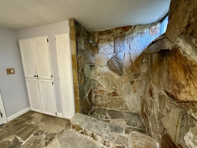 Building Photo - 7179 S 2825 E