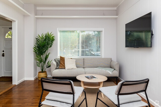 Interior Photo - 160 Harrison Ave